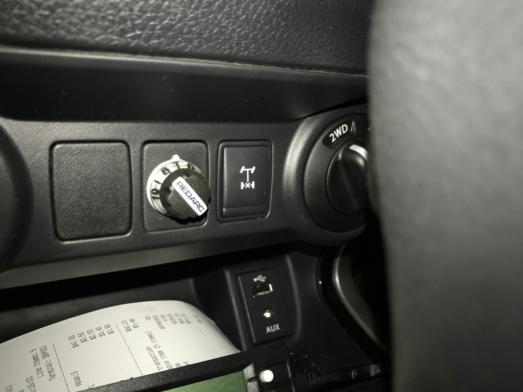 What is this? - Shift Lock Button - Auto gearbox | Nissan-Navara.net